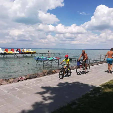 In Siofok-sosto - Balaton 45327 بيت للعطل